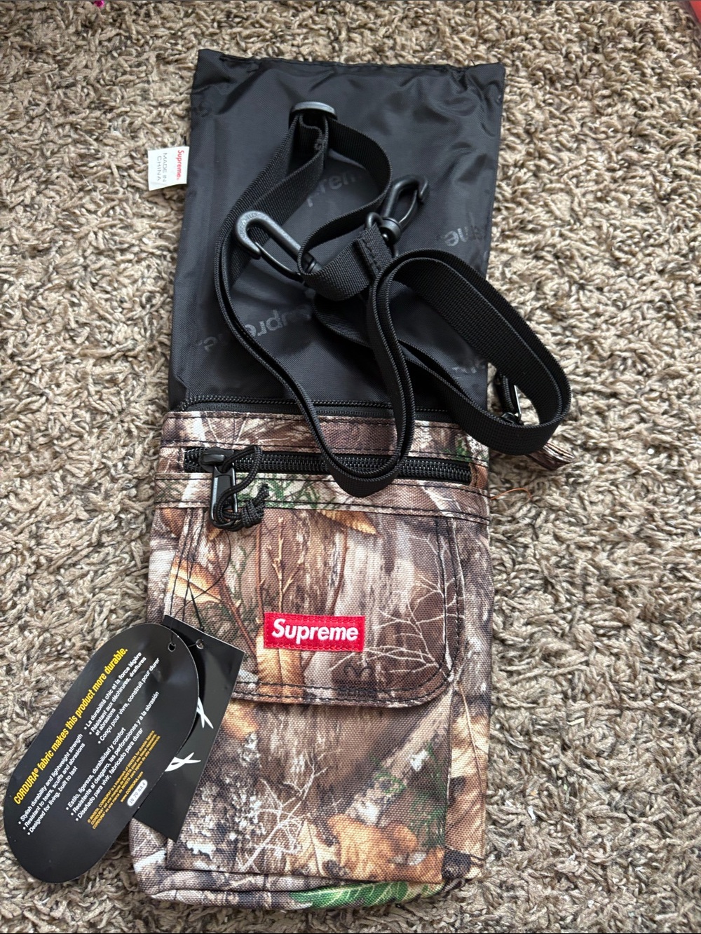 Supreme Shoulder bag. Real Tree Camo - Picture 4 of 4